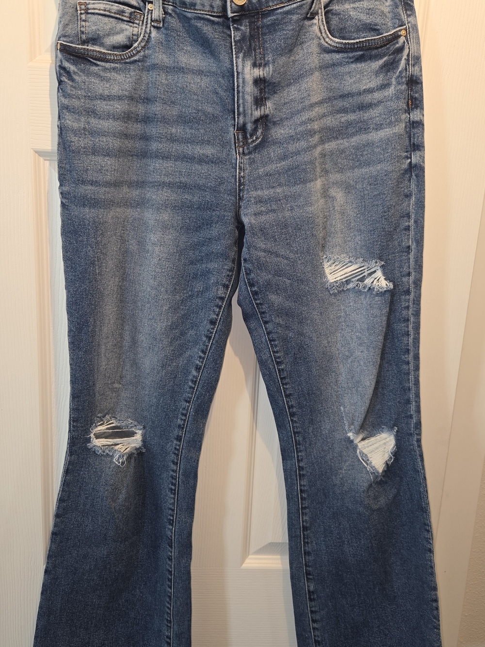 Kut from the Kloth Distressed Blue Boot Cut Flare Jeans